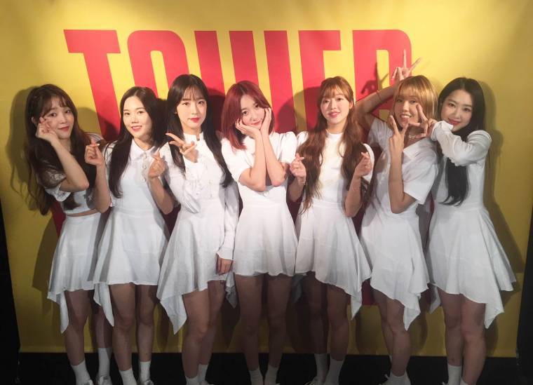 190320 오마이걸 - 불꽃놀이+내 얘길 들어봐+비밀정원+I found Love 논산 딸기 축제 | 인스티즈