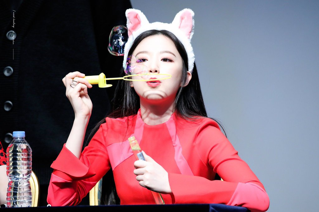 (여자)아이들의 비쥬얼담당 백설공주 슈화.jpgif (311장) | 인스티즈