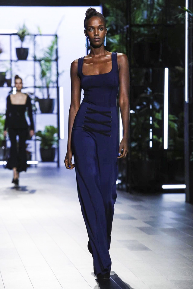 2018 S/S Cushnie et Ochs 컬렉션 | 인스티즈