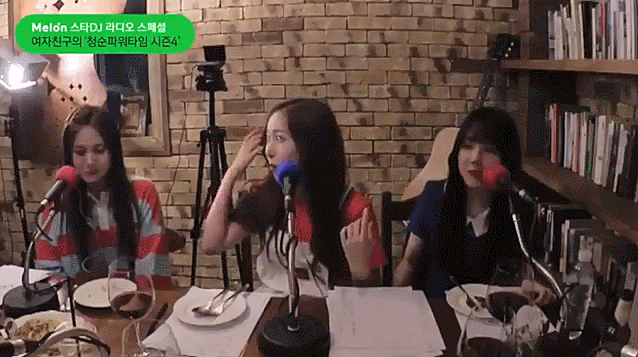 언니들 울면 곧바로 동기화되는 여자친구 엄지.jpgif | 인스티즈