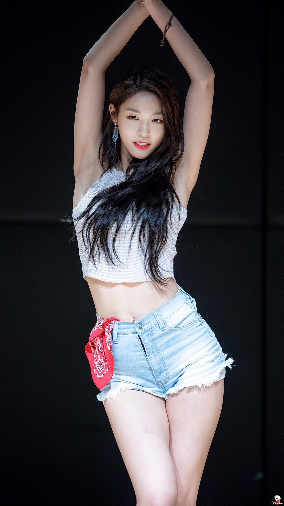 2018년도 아이돌 겨드랑이 원탑사진.jpg | 인스티즈