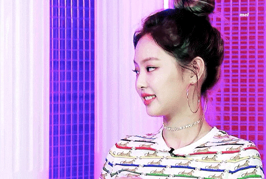 블랙핑크 제니 화살.GIF | 인스티즈