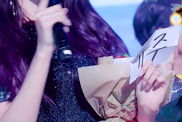 여자친구 최고의 맏내 리다 소원.jpg.gif.Feat.황금비율 여신 | 인스티즈
