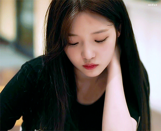 눈빛이 치명적인 여자 아이돌.gif | 인스티즈