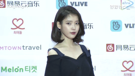오늘자 섹시유 보고가실? ... gif | 인스티즈