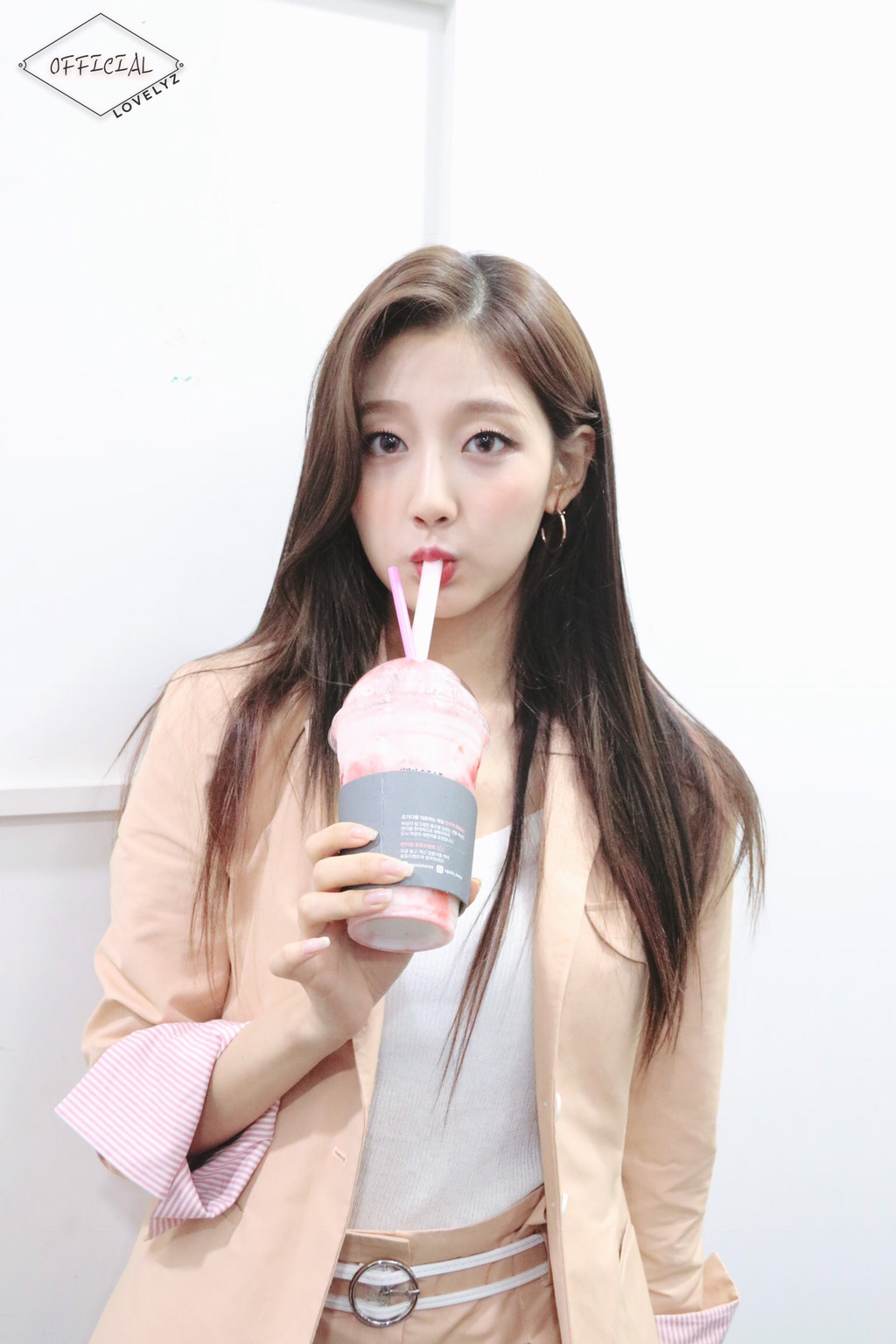 [러블리즈] 퇴근한 뒤에 뭐할지 고민이라서 예인이 | 인스티즈