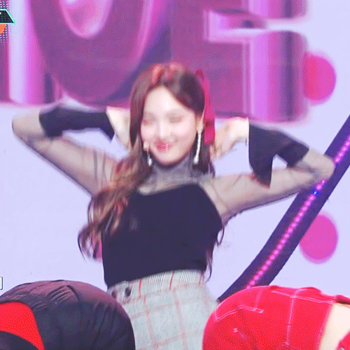 오늘자 뮤직뱅크 트와이스 LIKEY 무대 | 인스티즈