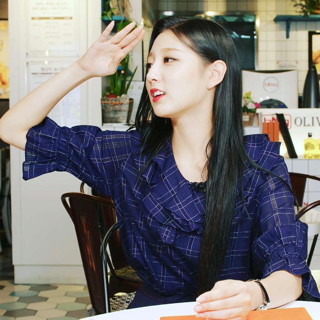 [러블리즈] 월요일부터 바쁠 것 같아서 예인이 | 인스티즈