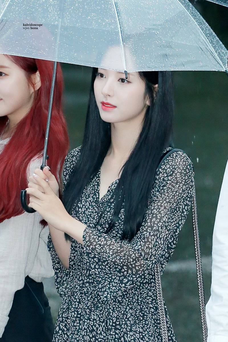 비쥬얼은 아이돌 톱클래스인 우주소녀 보나.jpg | 인스티즈