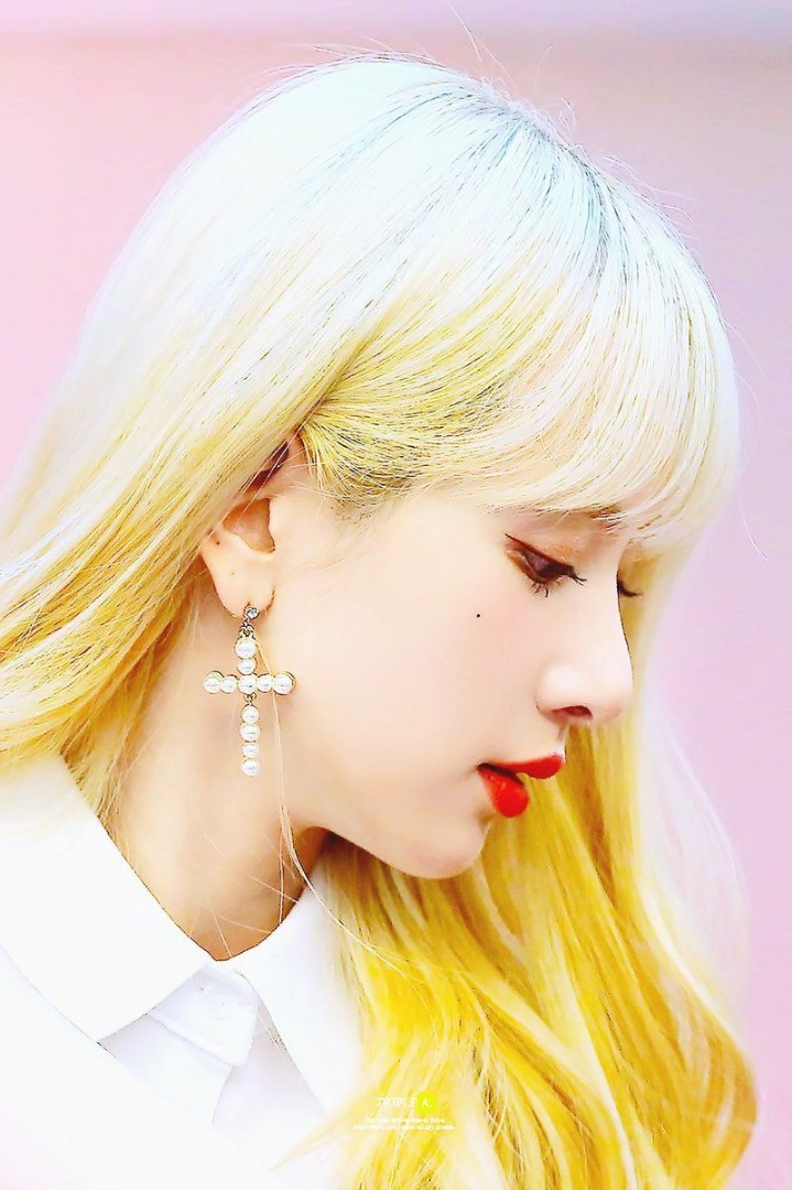 우주소녀 설아 &amp; 보나 옆모습.jpg | 인스티즈