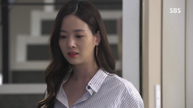 대놓고 러브라인인데 러브라인 아닌척하는 언니는 살아있다 구세경X김은향 | 인스티즈