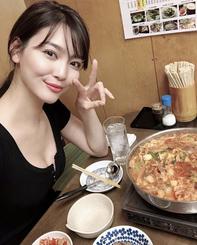 한국 음식에 푹 빠진 일본 모델 | 인스티즈