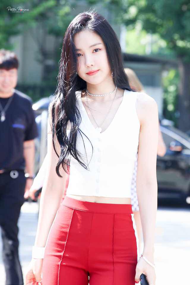 여전히 이쁜 에이핑크 손나은.jpg | 인스티즈