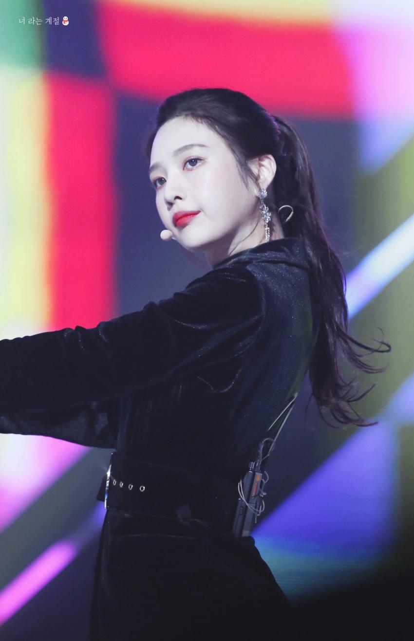 연말 시상식에서 미모 쩔었던 조이.jpg | 인스티즈