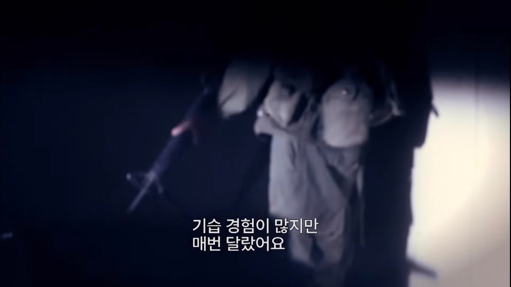 신의 경지에 오른 저격수의 30대 1의 저격전 1부.jpg | 인스티즈