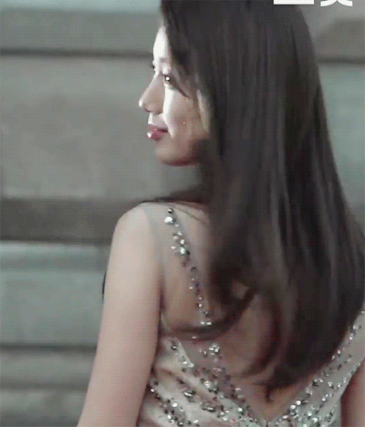 현실 실물감이 느껴지는 수지 직찍짤들.jpgif | 인스티즈