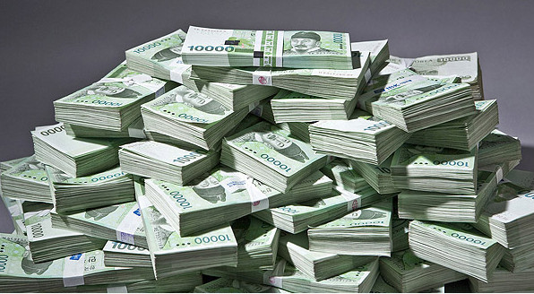 평생 로또 10만원 구입권 vs 3000만원 즉시 지급 | 인스티즈