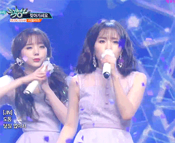 [움짤데이터주의] 오늘자 뮤직뱅크 러블리즈.gif | 인스티즈