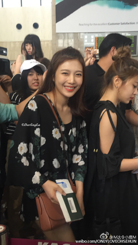 레드벨벳 조이 공항사진 레전드 | 인스티즈