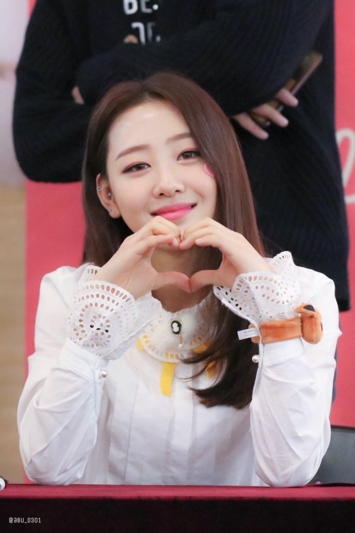 이달의소녀 이브 츄.jpg | 인스티즈
