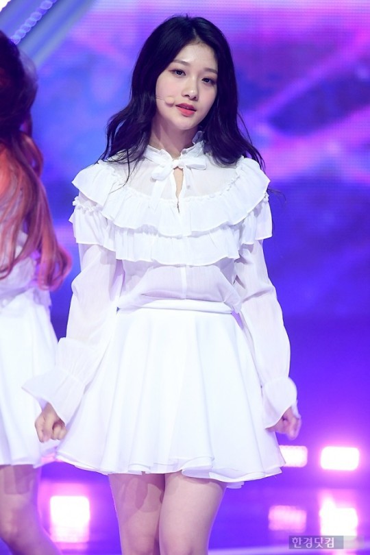 안경이 잘어울리는 프로미스나인 이서연 | 인스티즈
