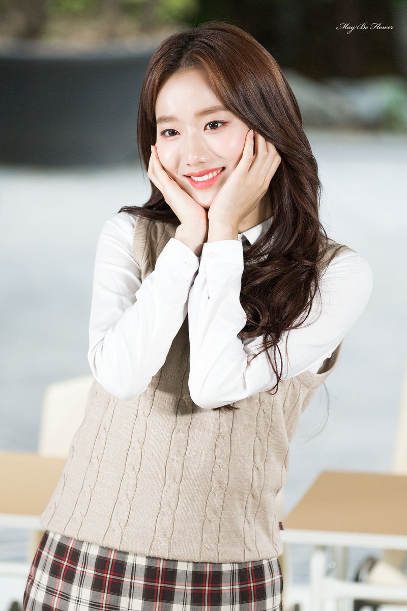 에이프릴의 인간자몽 이나은.jpg | 인스티즈