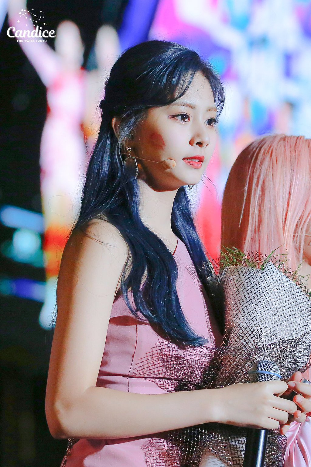 머리묶은 쯔위.jpgif | 인스티즈
