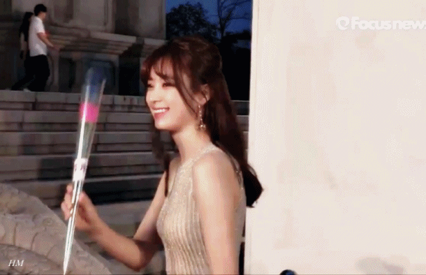 드레스가 유난히 잘 어울리는 여자연예인들.GIF | 인스티즈