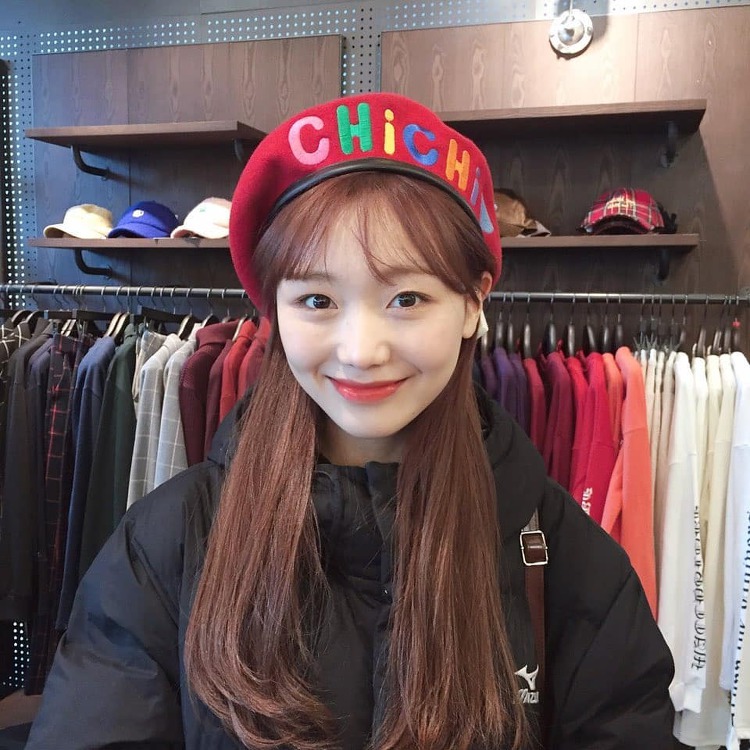 친언니가 찍어준 사진들 자랑하는 러블리즈 수정이.jpg | 인스티즈