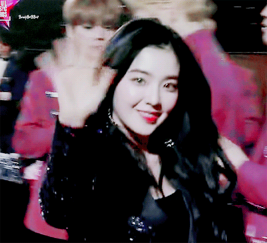 블링블링한 의상입은 아이린.jpgif | 인스티즈