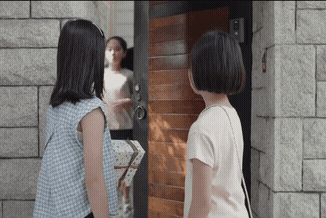 제가 왕따인데 친구가 생겼어요. 근데 왕따인걸 알고나서...gif | 인스티즈